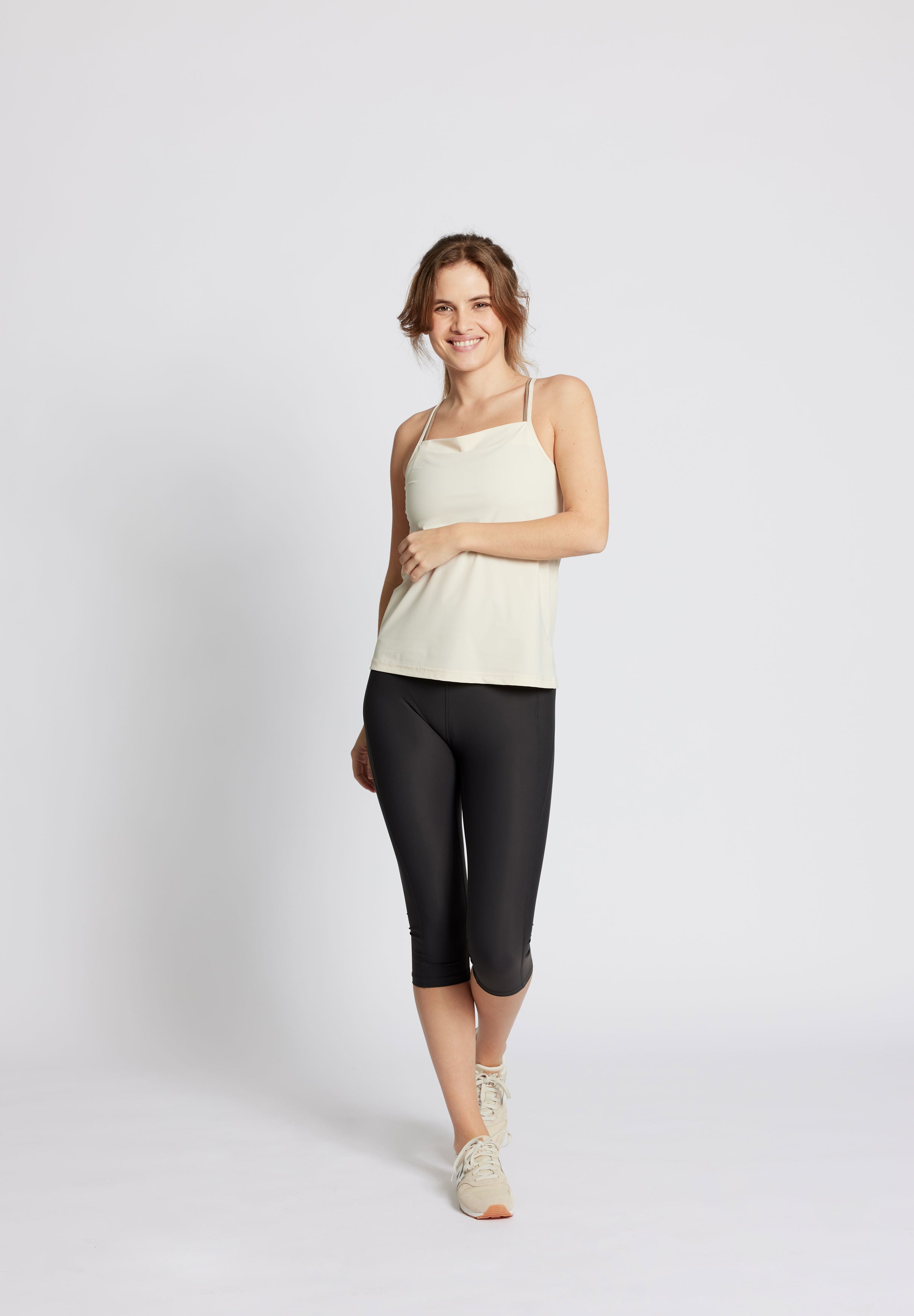 Rethinkit Top Crossed Back Ann Top 3352 sand