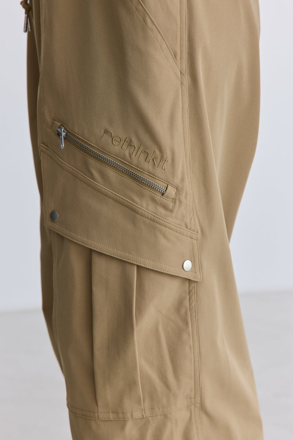 Rethinkit Ufo Track Pants Cargo 90´ties Trousers 3188 desert leaf