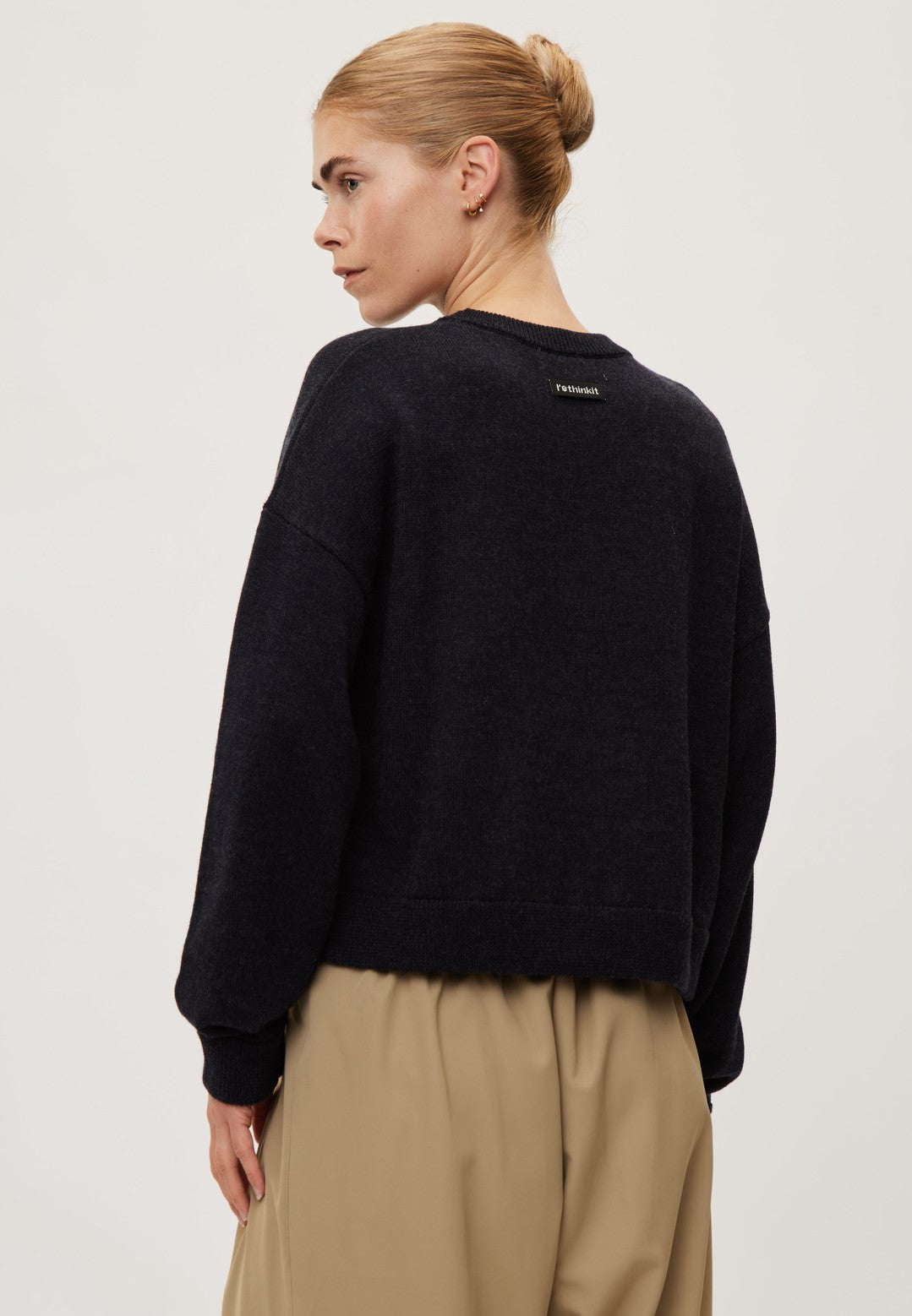 Rethinkit Wool Crew Logo Keep Me Pullover 9533 dark navy melange