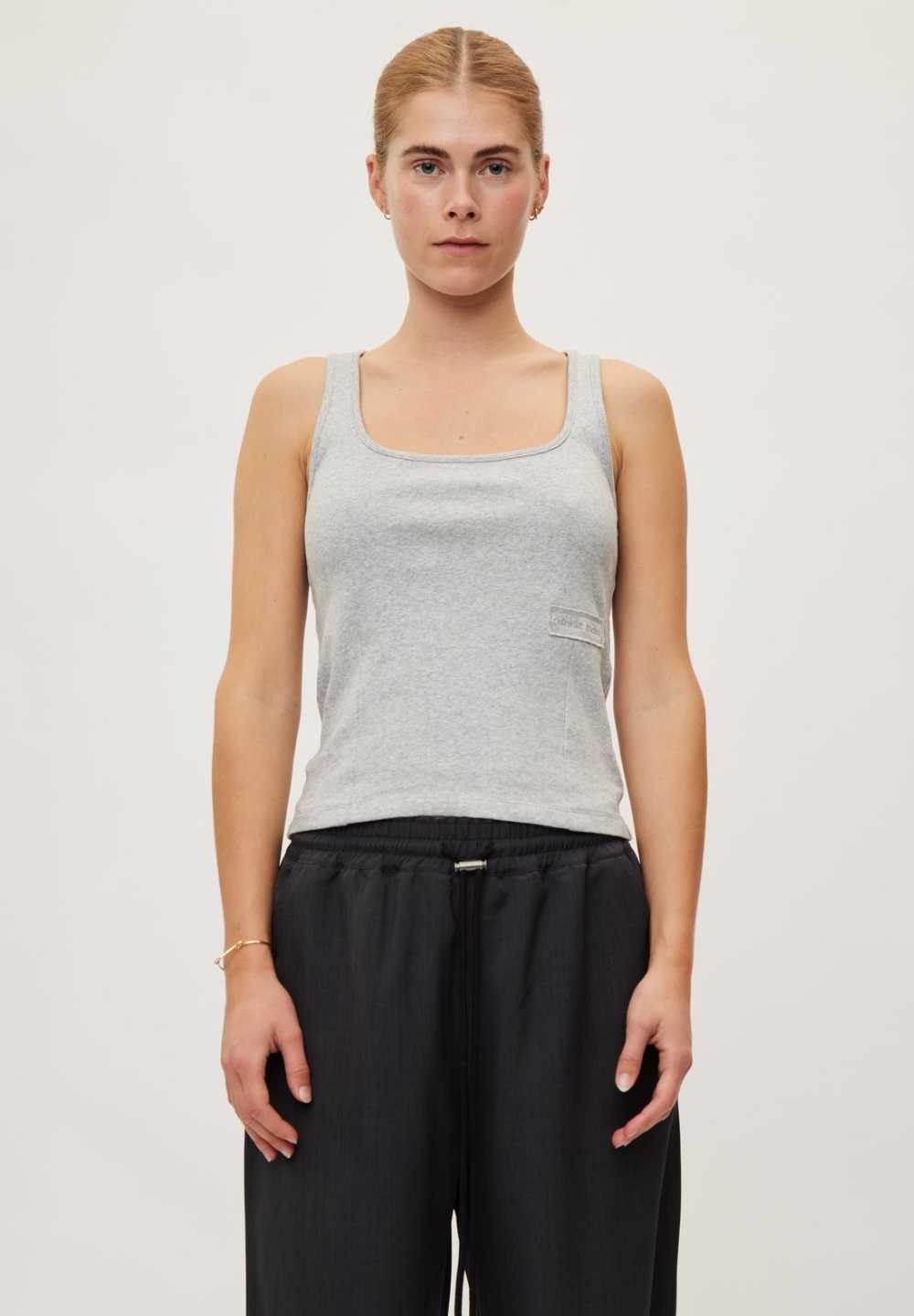 Rethinkit Elevate short top Top 0105 grey melange