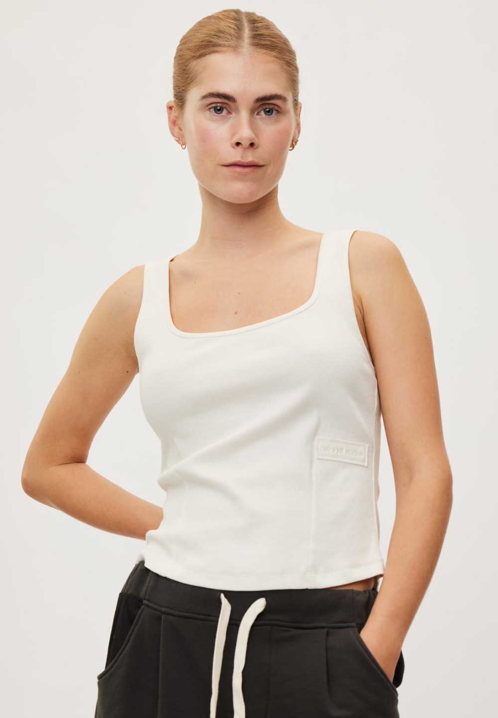 Rethinkit Elevate short top Top 3182 ivory