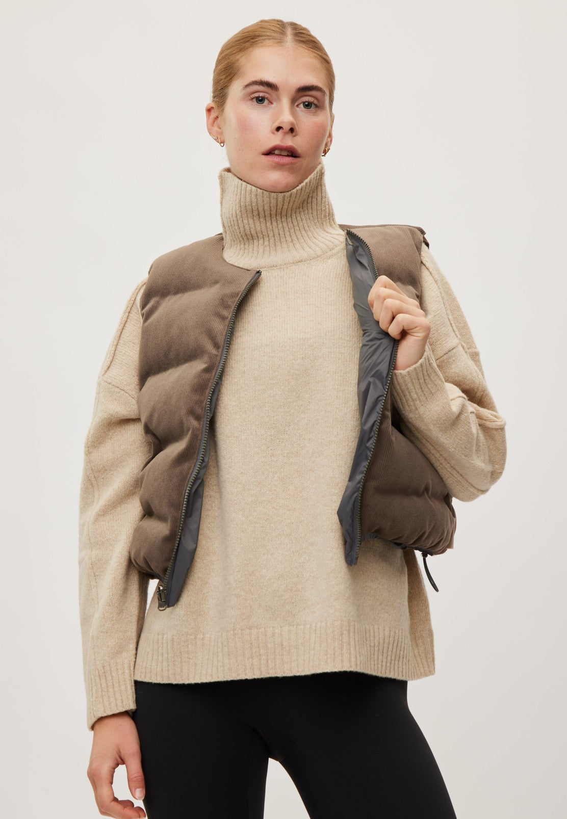 Rethinkit Gilet Revsersible Cocoon Vest 9521 grey thunder