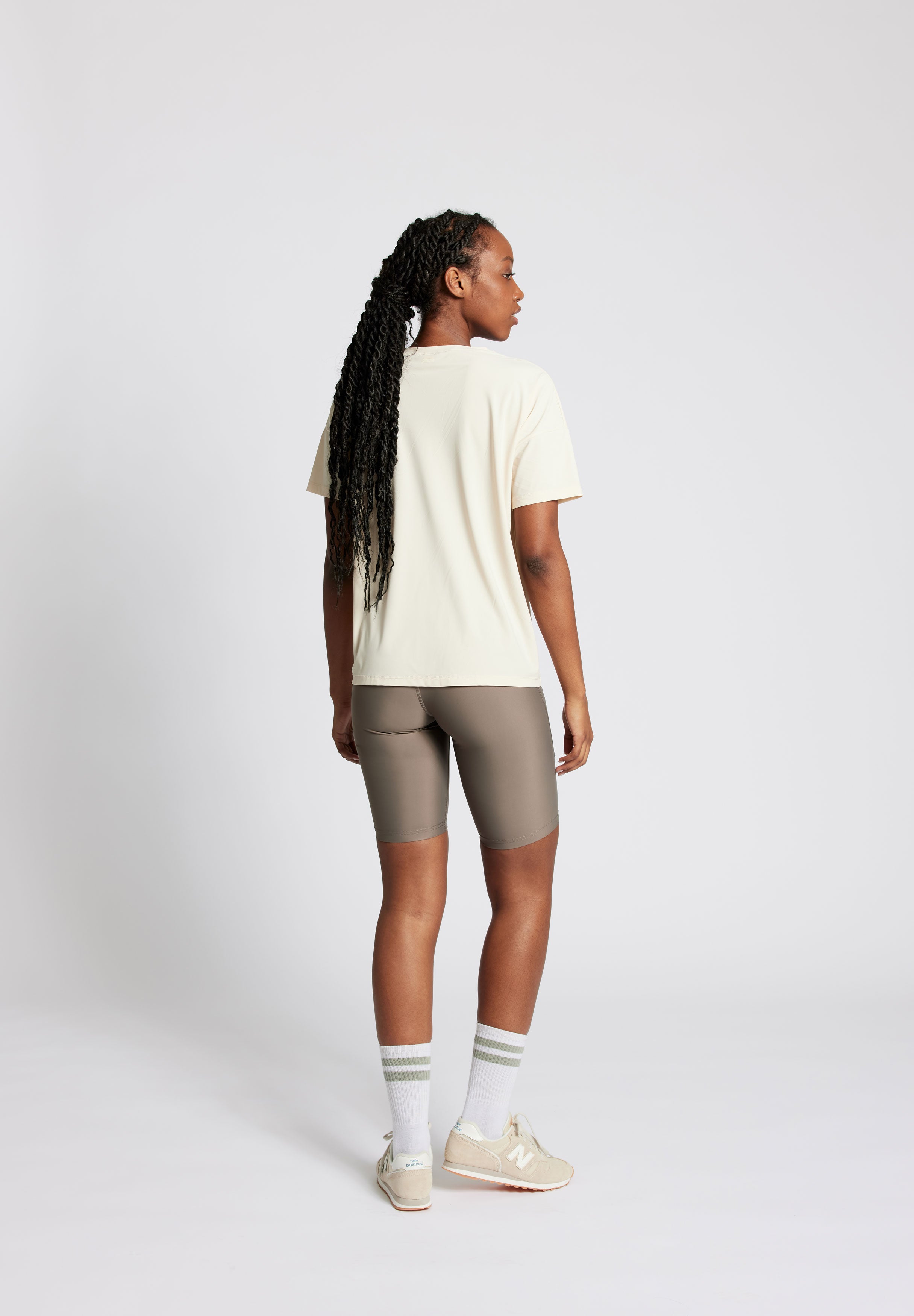 Rethinkit Vela Loose tee Tee 3352 sand 