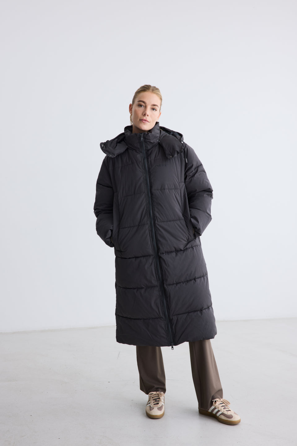 Rethinkit Puffer Coat SHELTER Jackets 0022 almost black