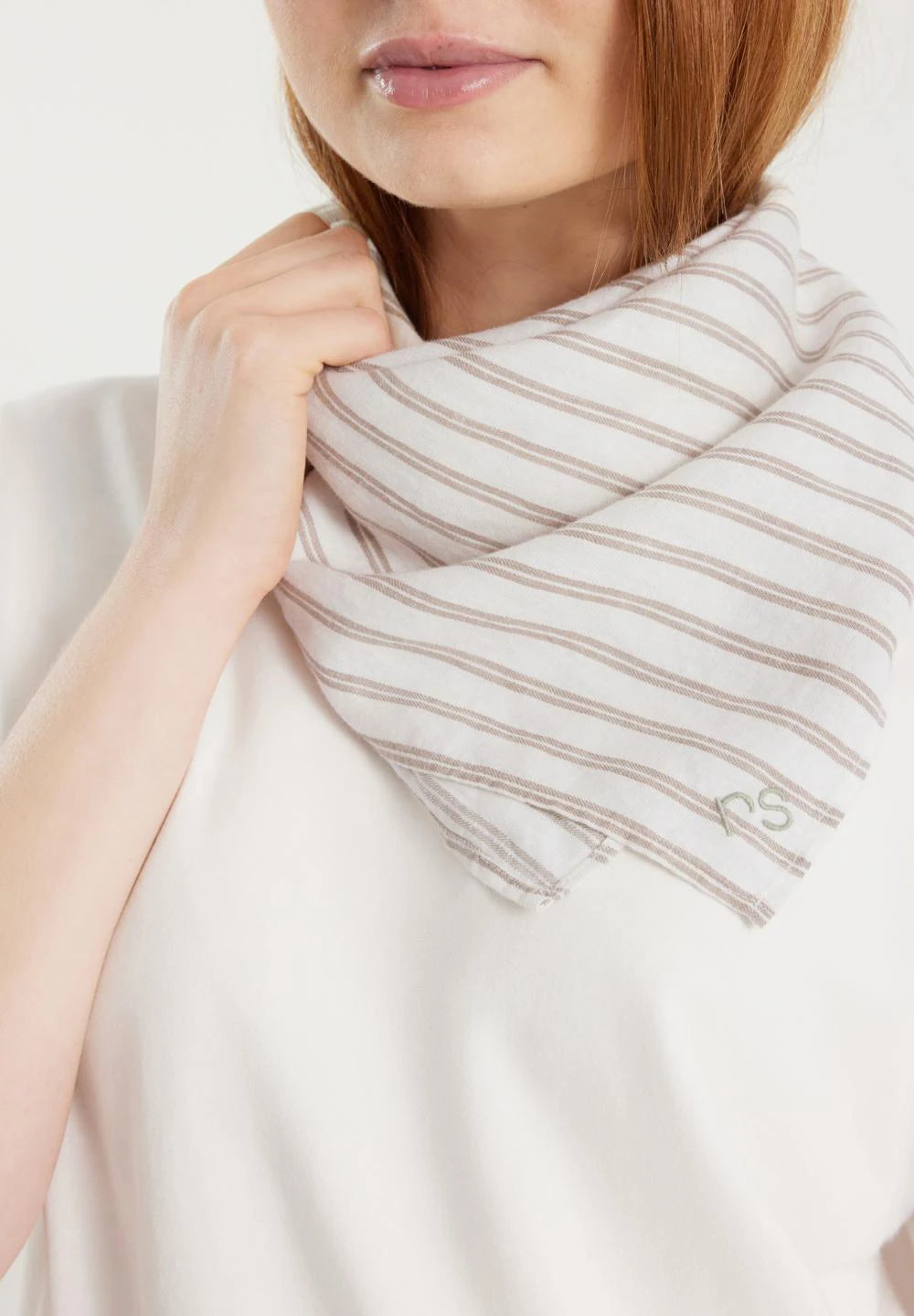 Rethinkit Striped scarf PJ Acc 0076 warm grey stripe