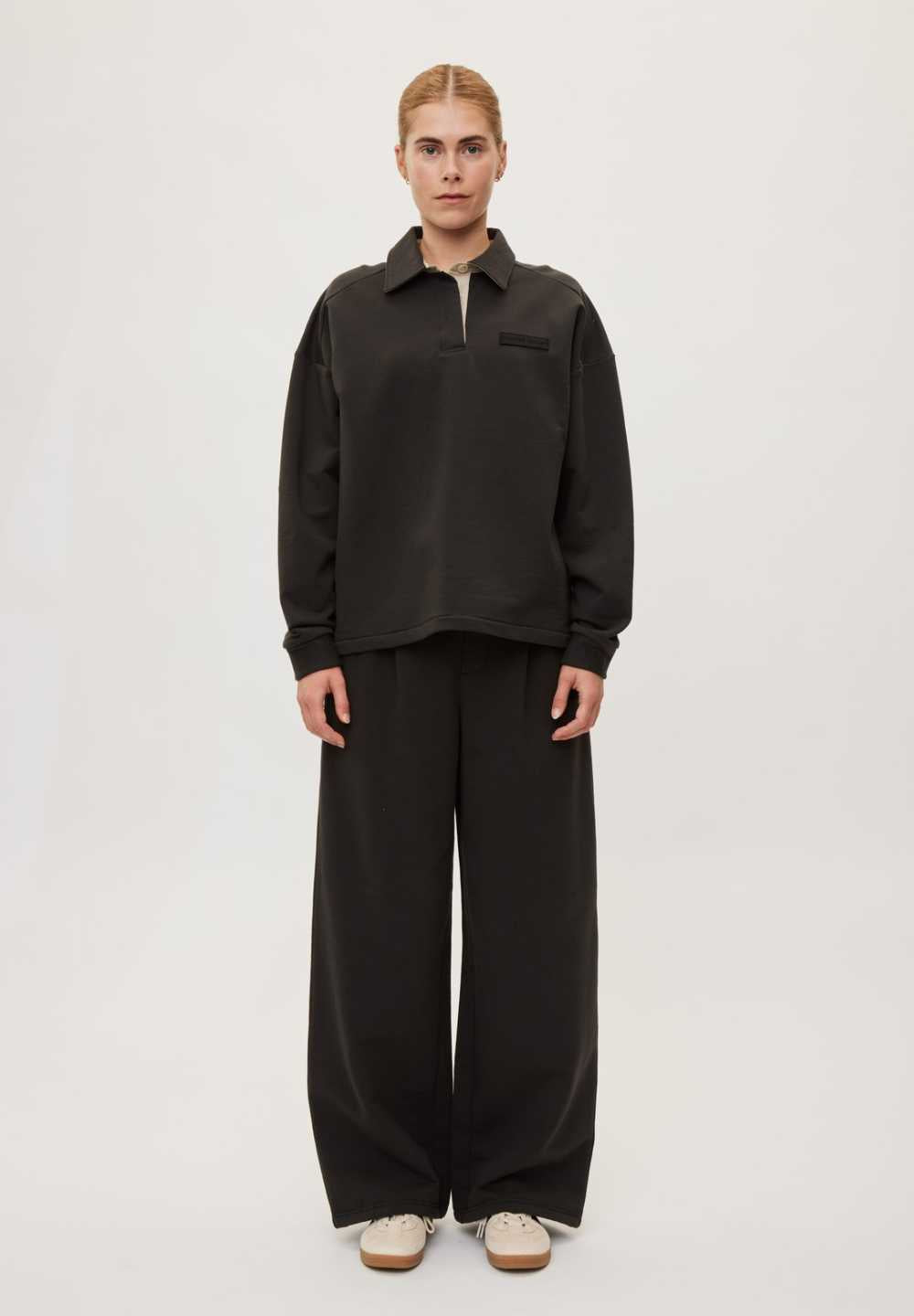 Rethinkit Sweat Casual Trousers One Trousers 0022 almost black