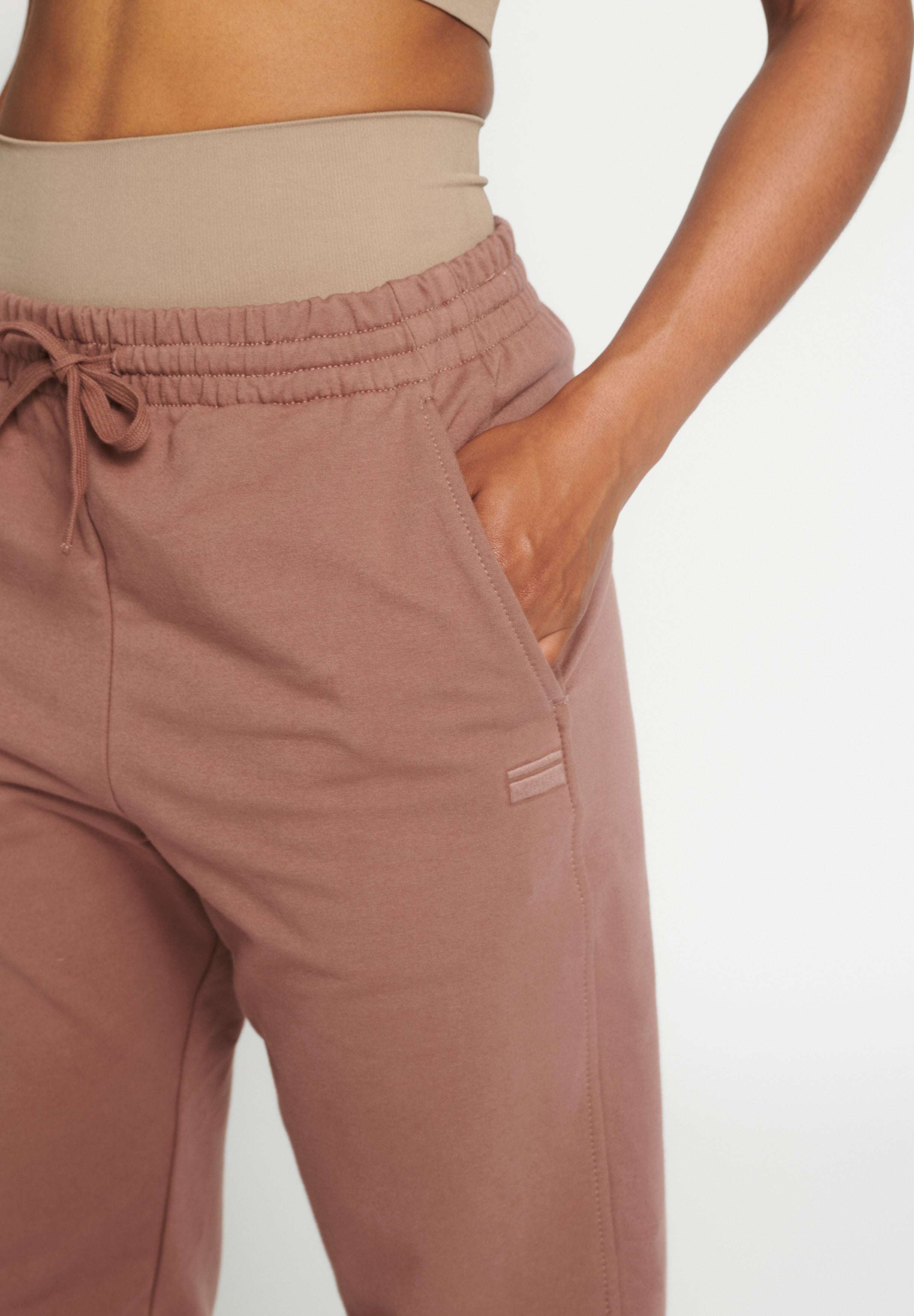 Rethinkit Sweatpants Ibina Trousers 0500 calm earth