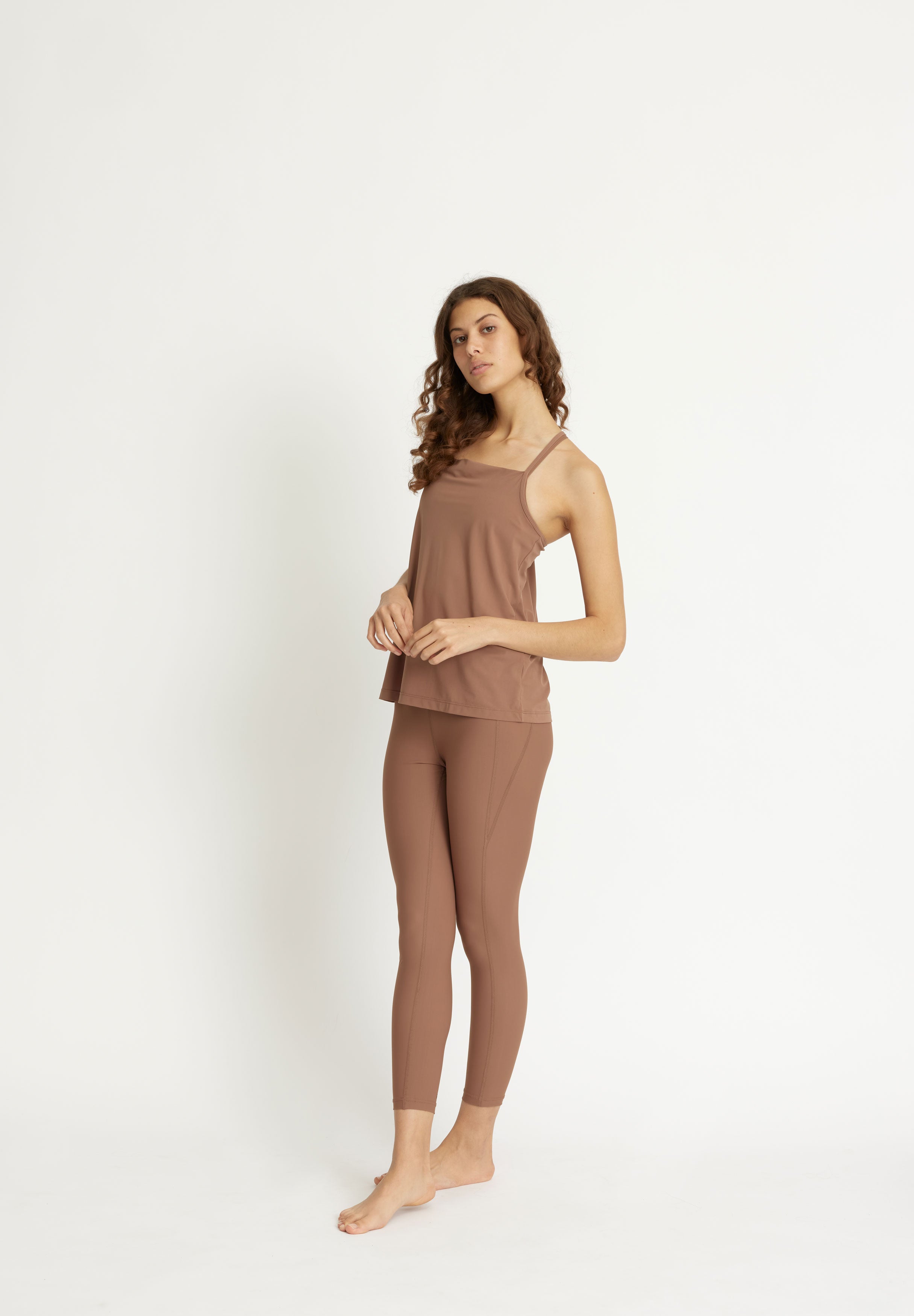 Rethinkit Top Crossed Back Ann Top 0500 calm earth