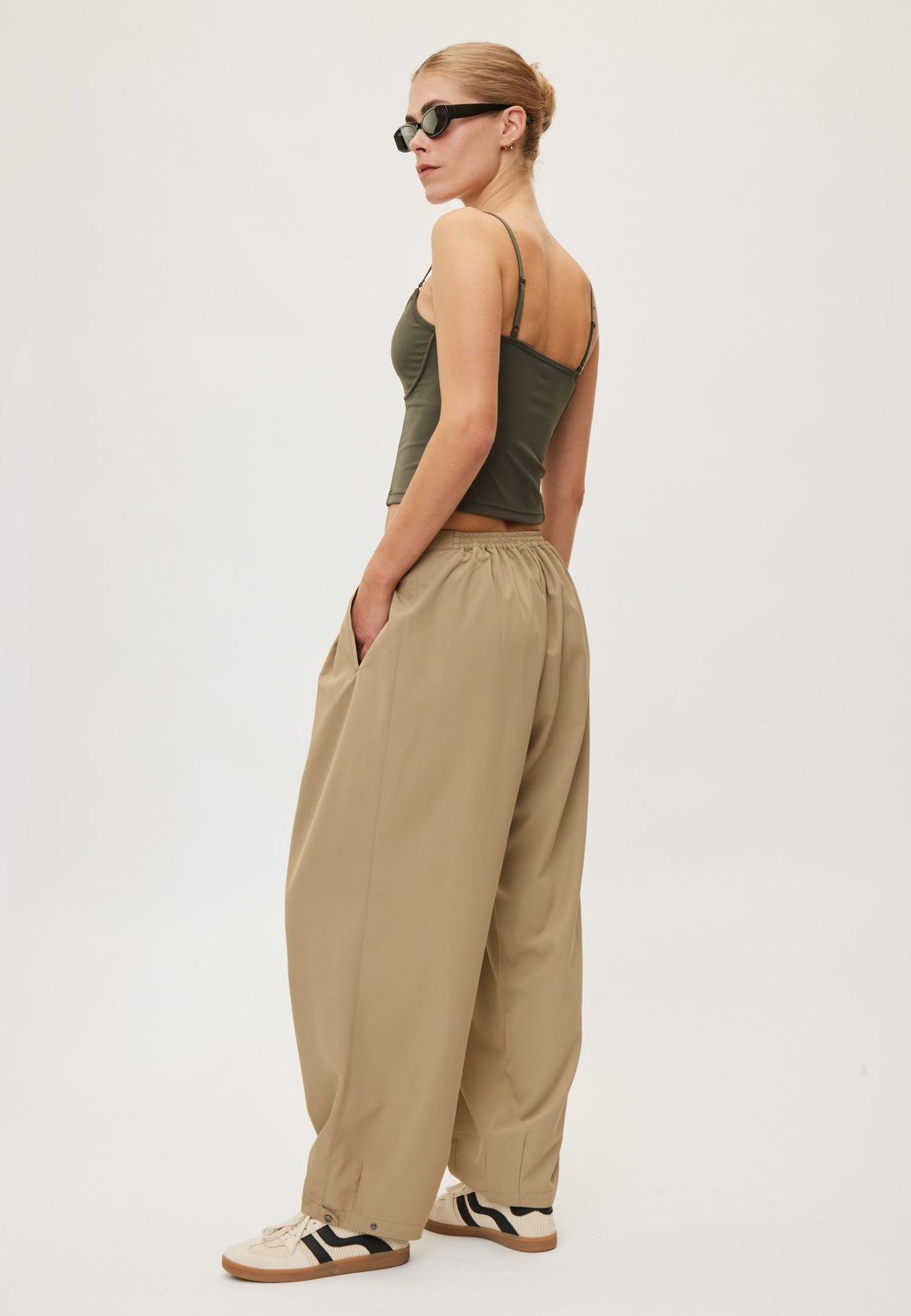 Rethinkit Track Pants Barrel Billow Trousers 3226 beige taupe