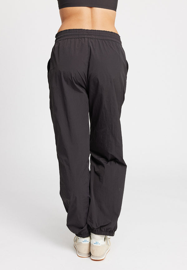Rethinkit Track Loose Pants Palma Trousers 0022 almost black